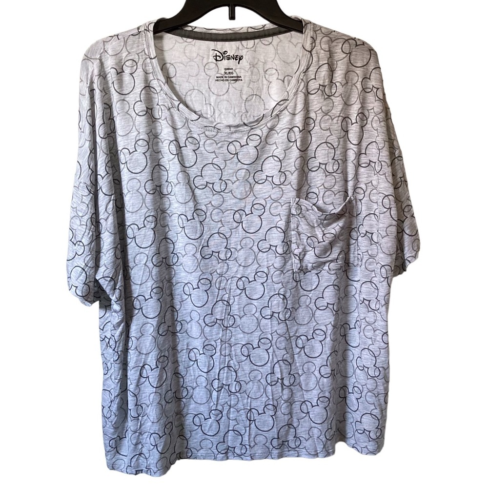 Disney gray and black Mickey sillouhette short sleeve cropped pajama shirt xl